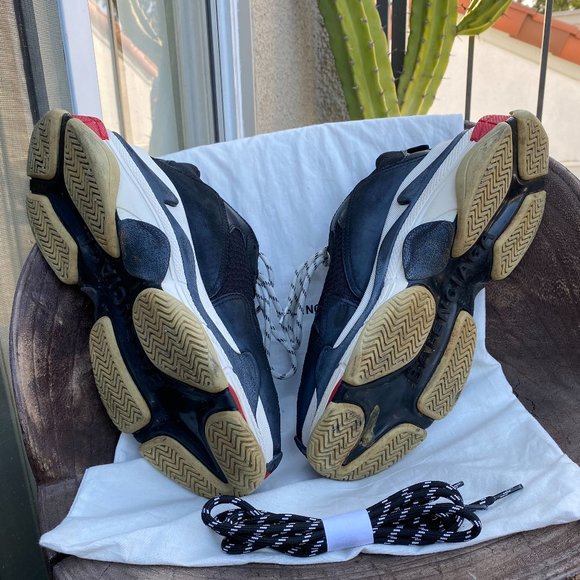 Authentic Balenciaga Triple S 41 main image 5